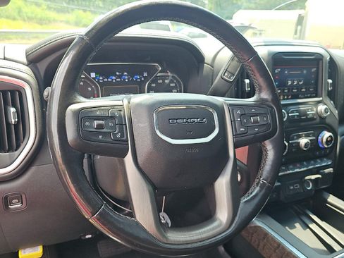 Used 2022 GMC Sierra 1500 Denali w/ Denali Premium Package AWD/4WD image 13