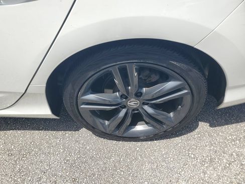 Used 2024 Acura Integra A-Spec FWD image 4
