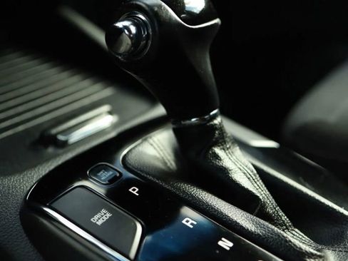 Used 2017 Kia Forte S w/ S Technology Package image 23