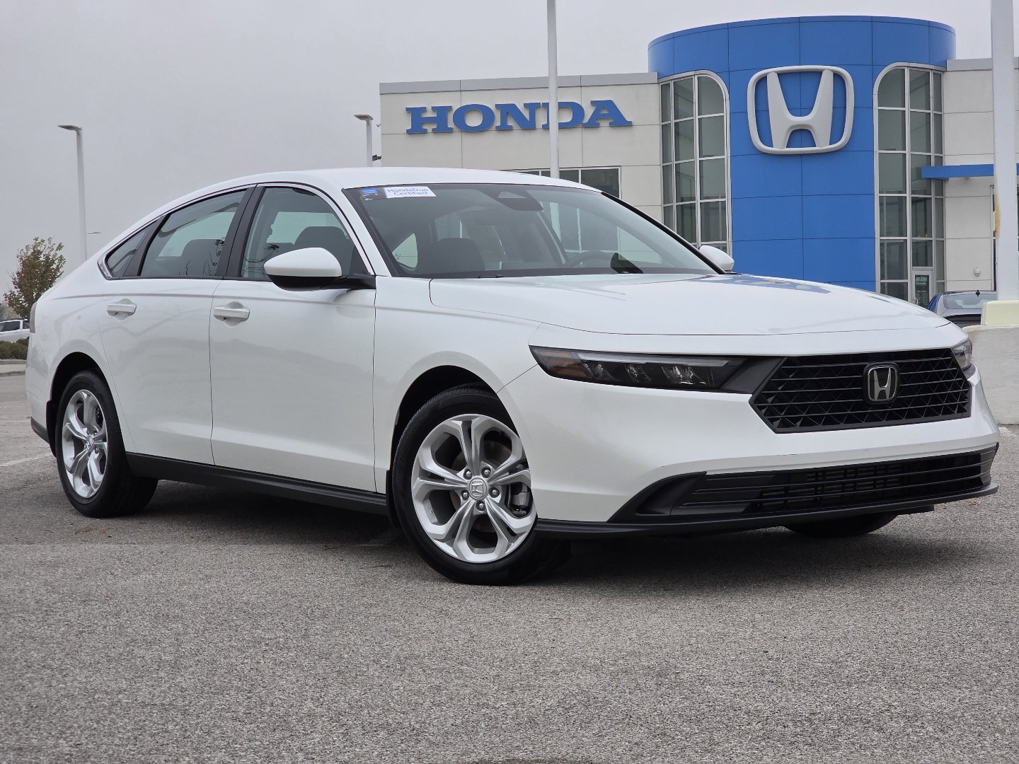 Certified 2024 Honda Accord LX image 2