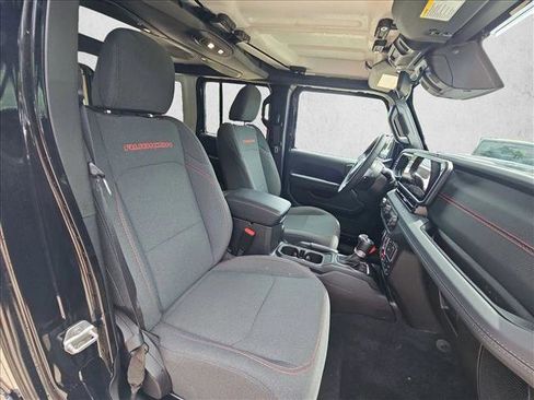 Used 2026 Jeep Wrangler Unlimited Rubicon AWD/4WD image 17