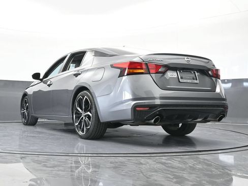 Used 2024 Nissan Altima 2.5 SR FWD image 54