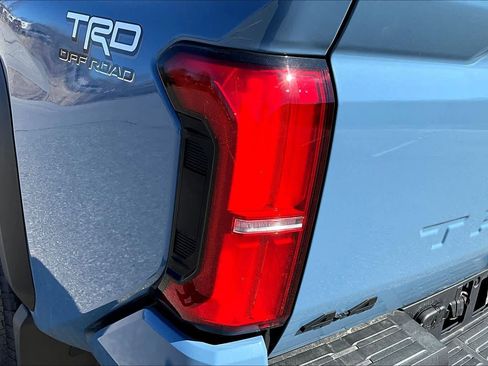 New 2026 Toyota Tacoma TRD Off-Road AWD/4WD image 14