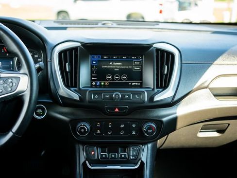 Used 2021 GMC Terrain SLE FWD image 7