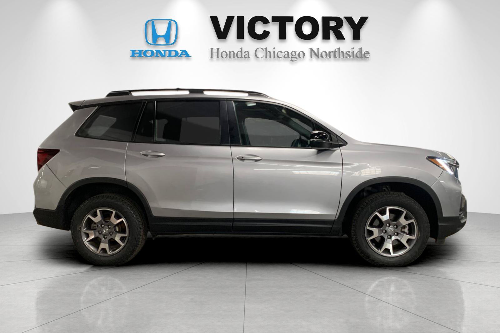 Certified 2022 Honda Passport TrailSport image 2