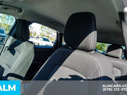 Used 2025 Ford Escape Active AWD/4WD image 18