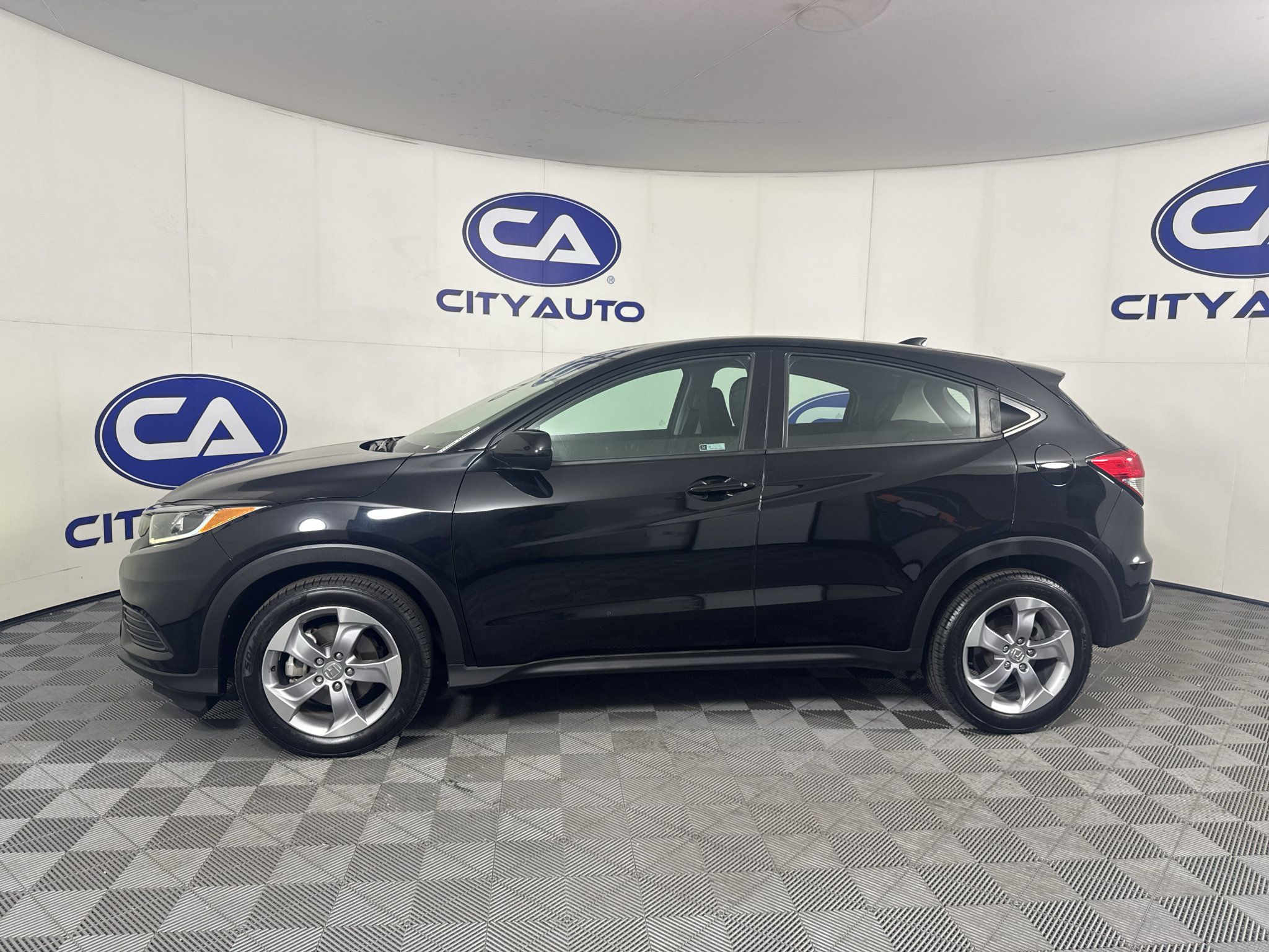 Used 2022 Honda HR-V LX image 6