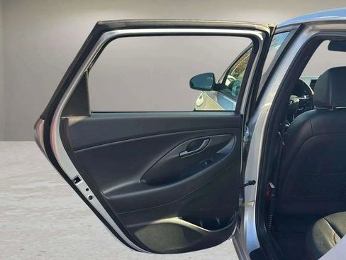 Used 2019 Hyundai Elantra GT N Line image 14