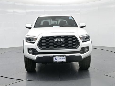 Used 2023 Toyota Tacoma TRD Off-Road AWD/4WD image 17
