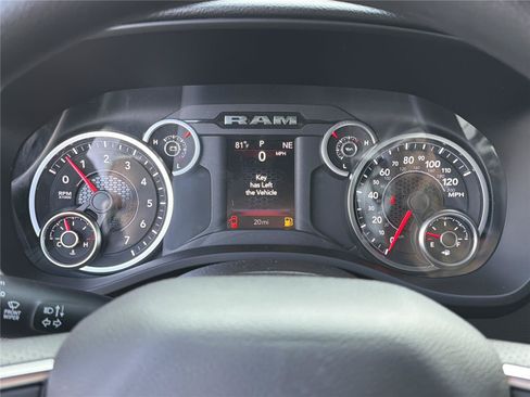 New 2026 RAM 1500 Express AWD/4WD image 25