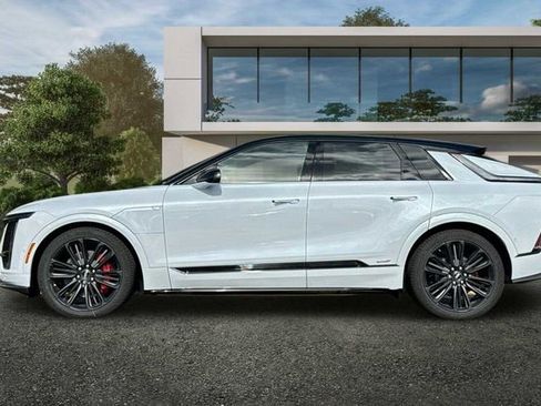 New 2026 Cadillac Lyriq V w/ Exterior Carbon Fiber Package image 7