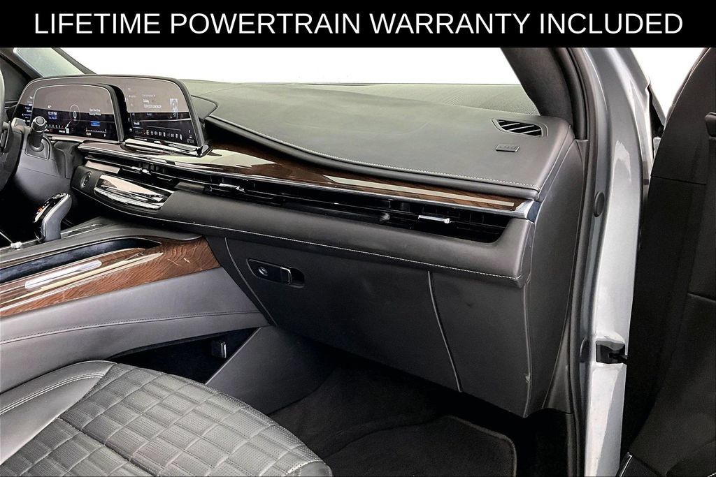 Used 2024 Cadillac Escalade Sport Platinum RWD image 17