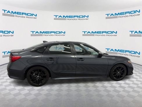 Used 2023 Honda Civic Sport image 6