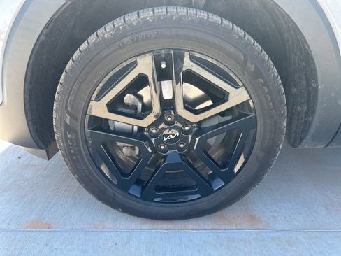 Certified 2024 Kia Telluride SX X-Line image 2