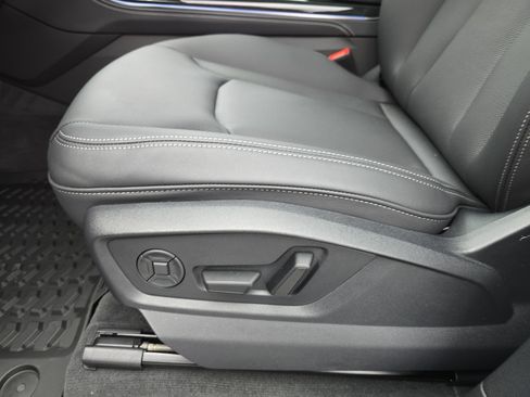 New 2026 Audi Q8 Premium Plus image 29