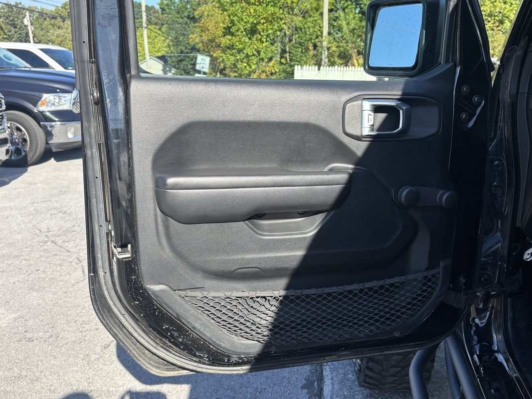 Used 2020 Jeep Wrangler Sport AWD/4WD image 18