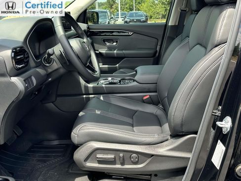 Certified 2026 Honda Pilot EX-L image 4