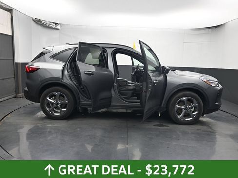 Used 2025 Ford Escape ST-Line AWD/4WD image 15