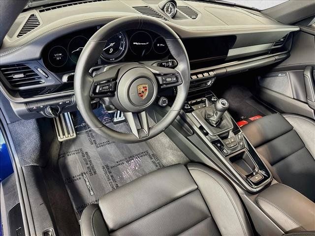 Certified 2024 Porsche 911 Carrera T RWD image 4