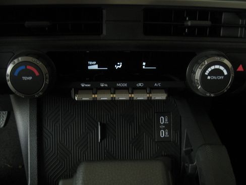 New 2025 Toyota 4Runner SR5 image 12