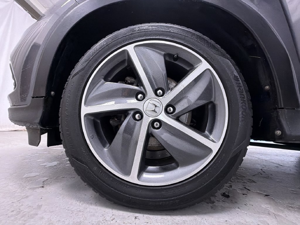 Used 2021 Honda HR-V EX image 18