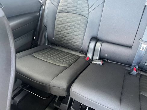 Used 2025 Nissan Pathfinder SV FWD image 42