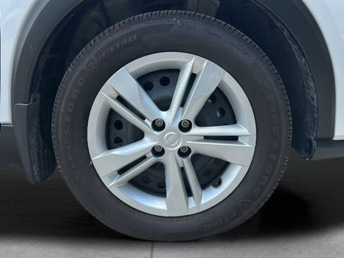 Certified 2025 Nissan Kicks Play S FWD image 31