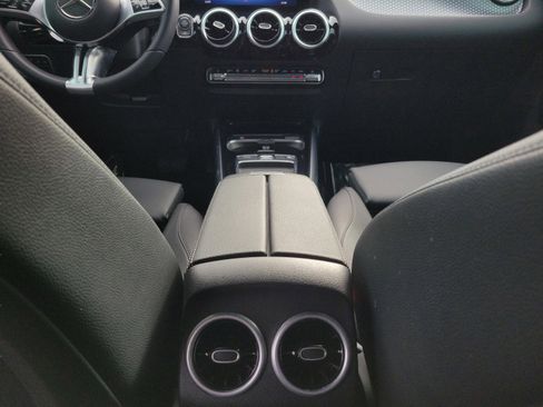 Certified 2026 Mercedes-Benz GLA 250 image 6