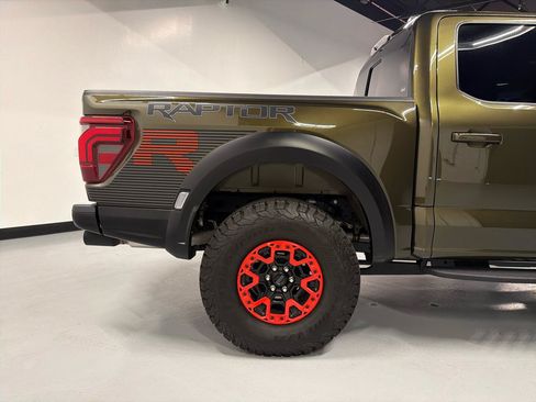 Used 2025 Ford F150 Raptor w/ Equipment Group 803A Raptor R AWD/4WD image 8