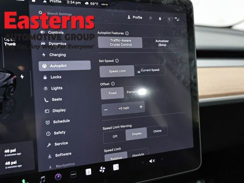 Used 2023 Tesla Model 3 Standard Range image 17