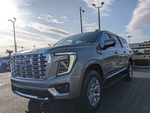 New 2026 GMC Yukon XL Denali image 8