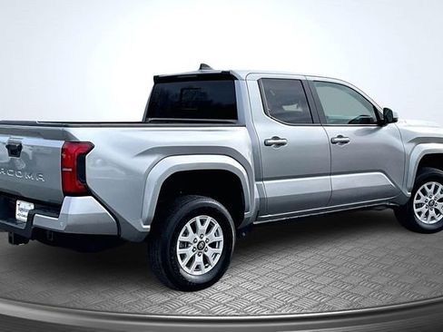 Used 2024 Toyota Tacoma SR5 image 6