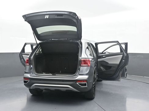 Used 2022 Volkswagen Taos SEL w/ Panoramic Sunroof Package image 75