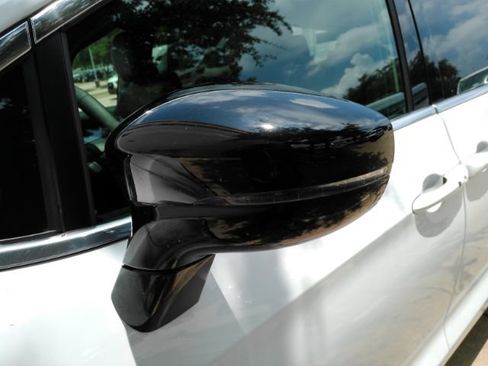 Used 2026 Chrysler Pacifica Select FWD image 15