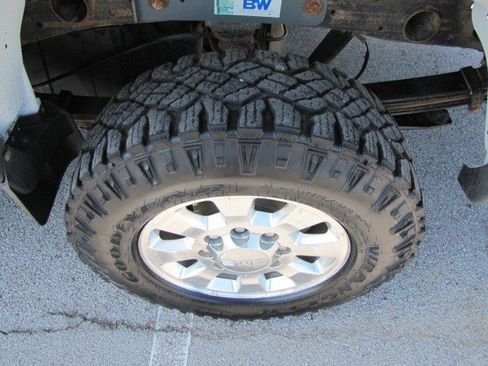 Used 2018 GMC Sierra 2500 4x4 Double Cab w/ Sierra Convenience Package image 16