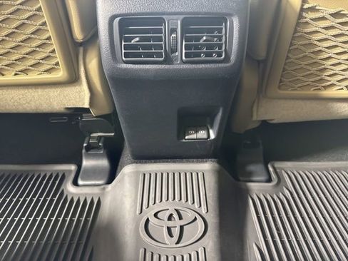 Used 2023 Toyota 4Runner Limited image 13