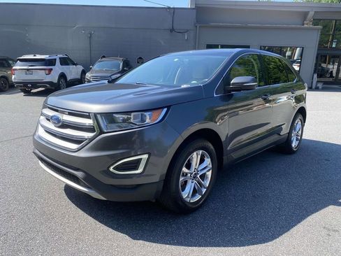 Used 2017 Ford Edge SEL w/ Equipment Group 201A AWD/4WD image 3