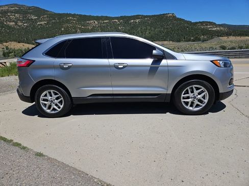 Used 2022 Ford Edge SEL w/ Convenience Package AWD/4WD image 4