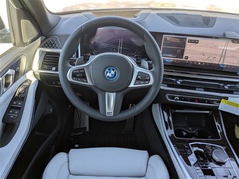 New 2026 BMW X5 xDrive50e w/ M Sport Package image 17