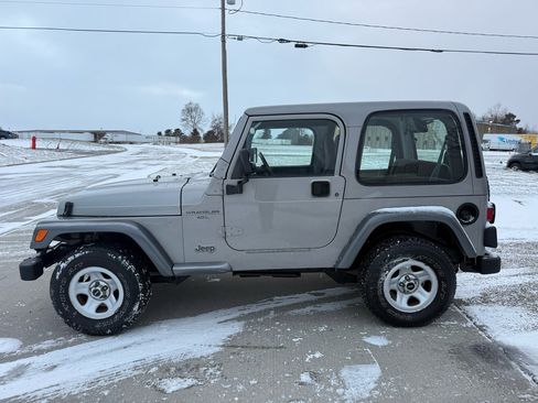 Used 2000 Jeep Wrangler Sport image 10