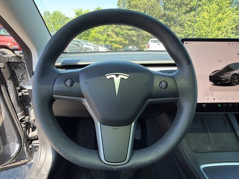 Used 2023 Tesla Model 3 Standard Range RWD image 27