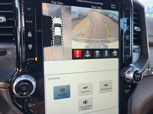 Used 2022 RAM 2500 Limited image 25