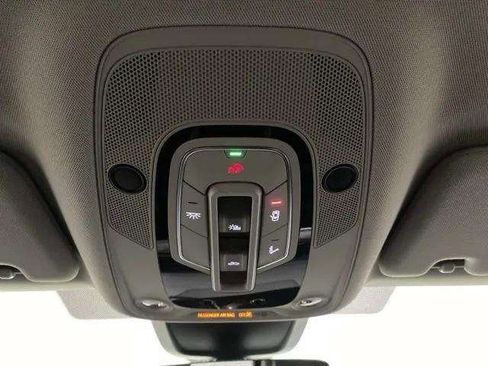 Used 2024 Audi Q8 e-tron Premium Plus w/ Premium Plus Package image 63