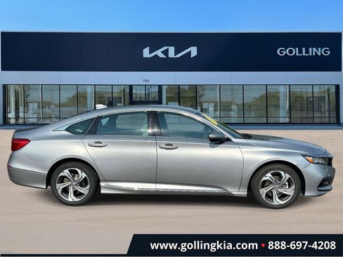 Used 2019 Honda Accord EX image 2