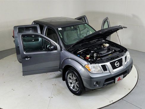 Used 2021 Nissan Frontier SV image 42