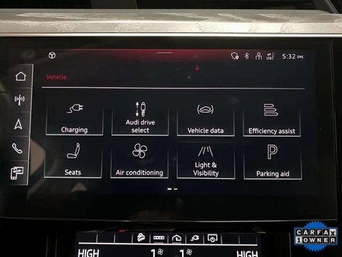 Used 2023 Audi e-tron Premium Plus image 50