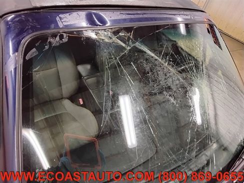 Used 2003 MAZDA MX-5 Miata image 16