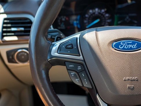 Used 2017 Ford Fusion Platinum AWD/4WD image 29