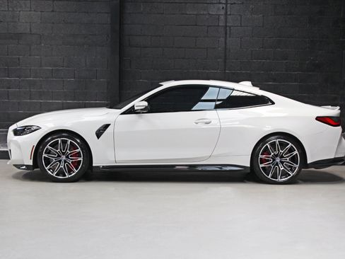 Used 2023 BMW M4 Coupe RWD image 3