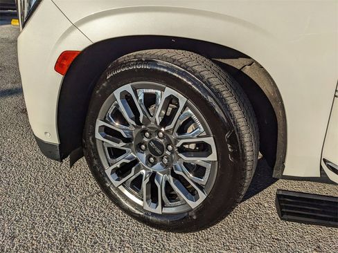 Used 2024 GMC Yukon Denali Ultimate image 36